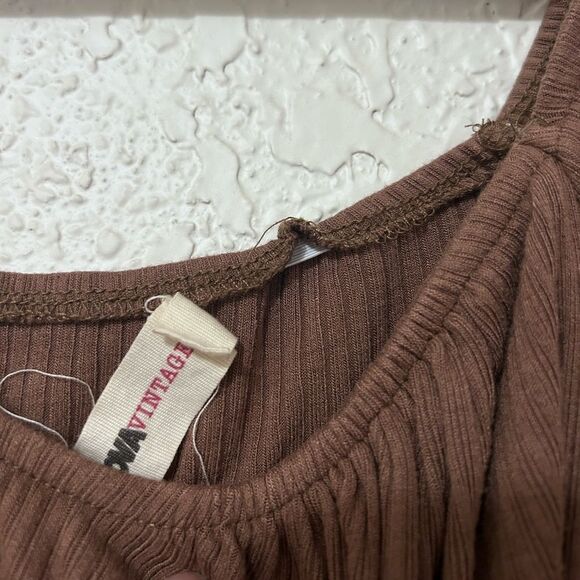 Fashion Nova ruched peasant top brown size small - Picture 7 of 16